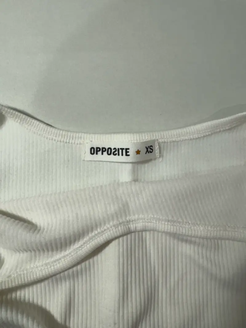 Top blanco con flecos OPPOSITE - 4