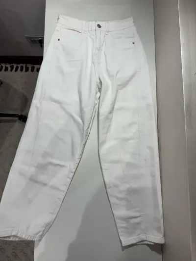 Jeans blancos “balloon” para mujer - miniatura 1