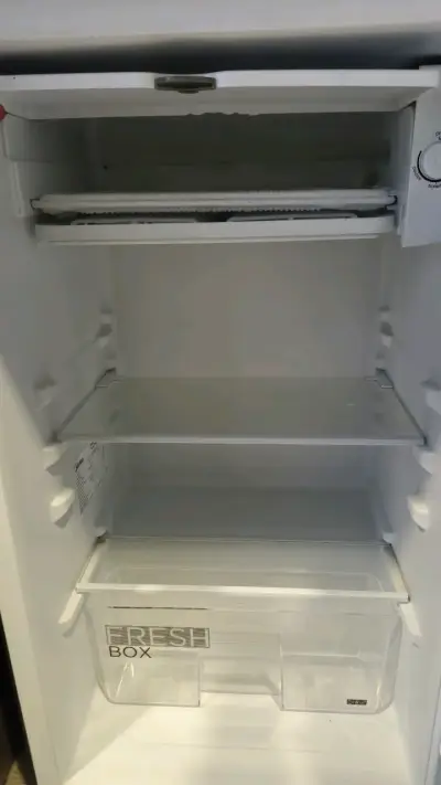 Refrigerador Midea MDRD142FGE30S - miniatura 4