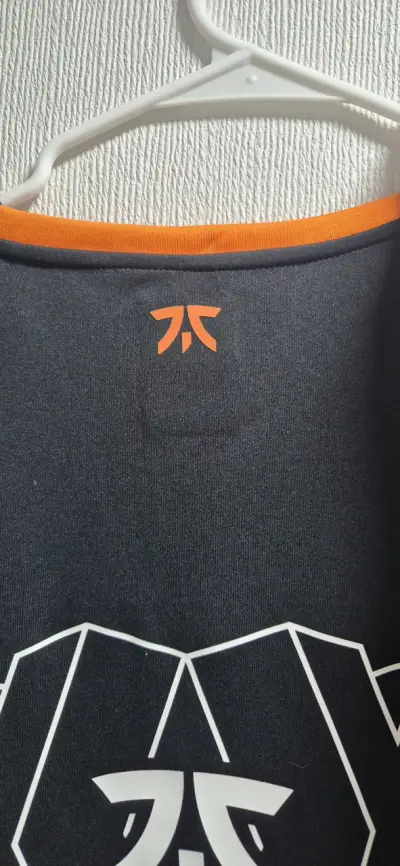 Polera Fnatic firmada negra y naranja - miniatura 5