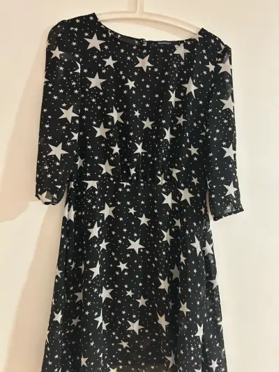 Closet sale, cada prenda a 10.000 - miniatura 1