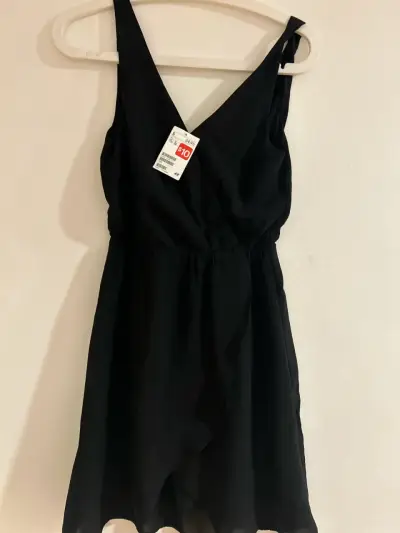 Closet sale, cada prenda a 15.000 - miniatura 1