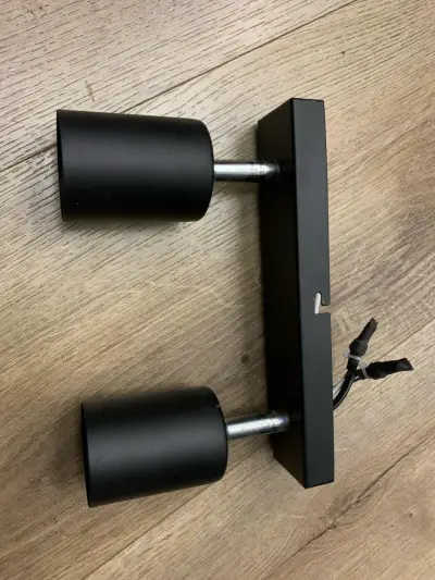 Aplique de pared negro moderno doble - miniatura 1