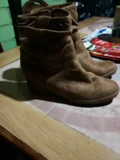 Botines de gamuza marrón para mujer - miniatura 2