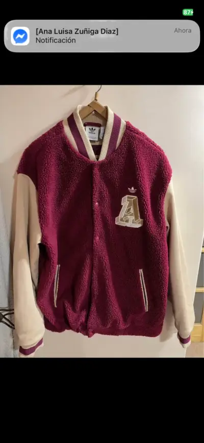 Chaqueta varsity Adidas burdeos y beige - miniatura 1