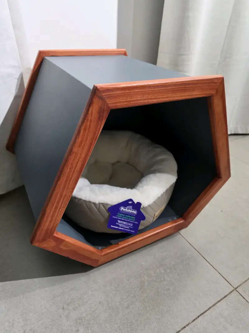 Casa para mascotas hexagonal de madera - 2