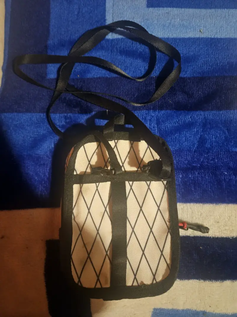 Bolso cruzado Jordan Air beige y negro - 2