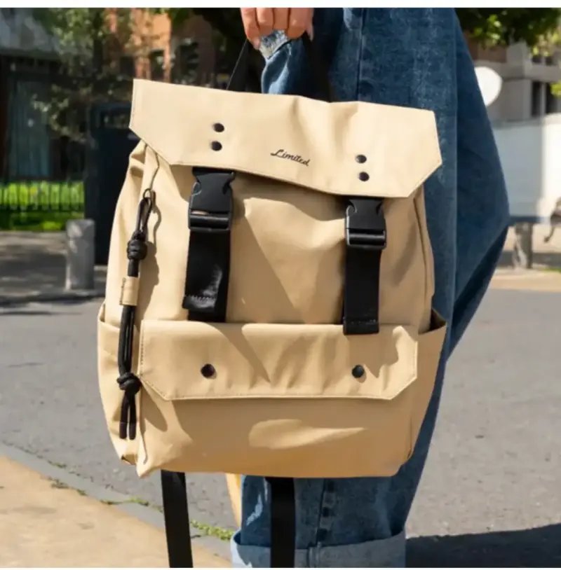 Mochila Limited beige con correas ajustables - 5