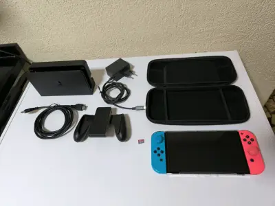 Consola Nintendo Switch OLED con SD 256 y Estuche - miniatura 1
