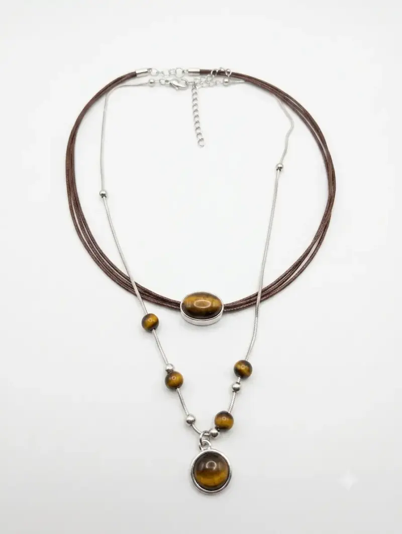 Collar doble con piedras marrones