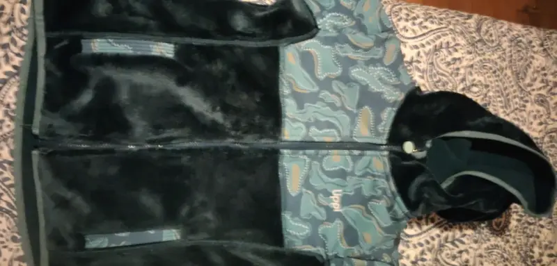 Chaqueta de polar con capucha lippi