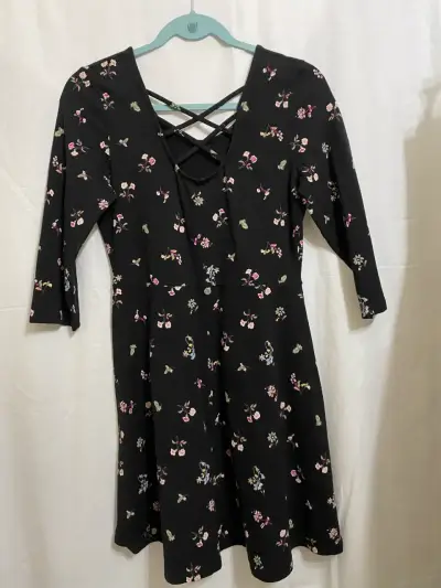 Vestido floreado negro MUV - miniatura 2