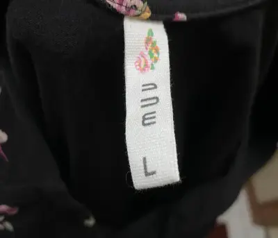 Vestido floreado negro MUV - miniatura 3