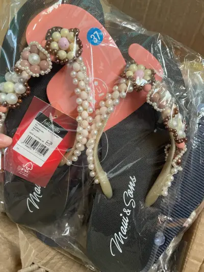 Sandalias con perlas y flores - miniatura 3