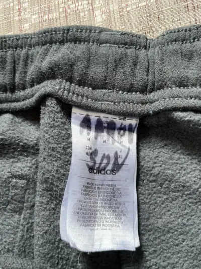 Pantalones deportivos Adidas - miniatura 3