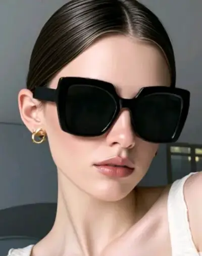 Gafas de sol cuadradas negras elegantes - miniatura 1