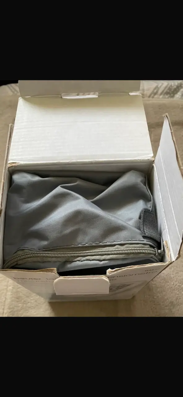 Tensiómetro Beurer BM 45 con pilas AA - 4