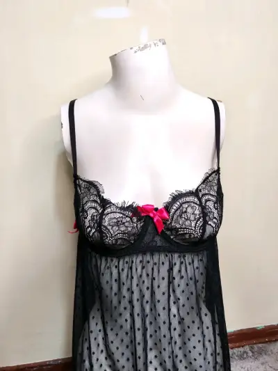 Babydoll negro con encaje y lazo - miniatura 2