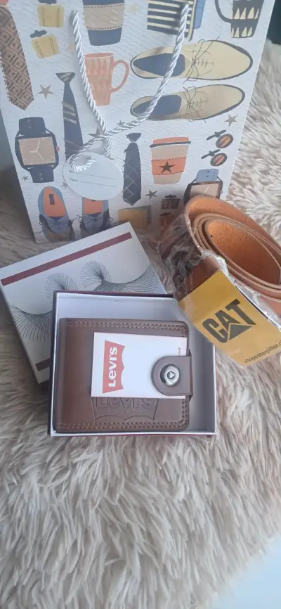 Set de billetera Levi's y cinturón CAT - miniatura 1