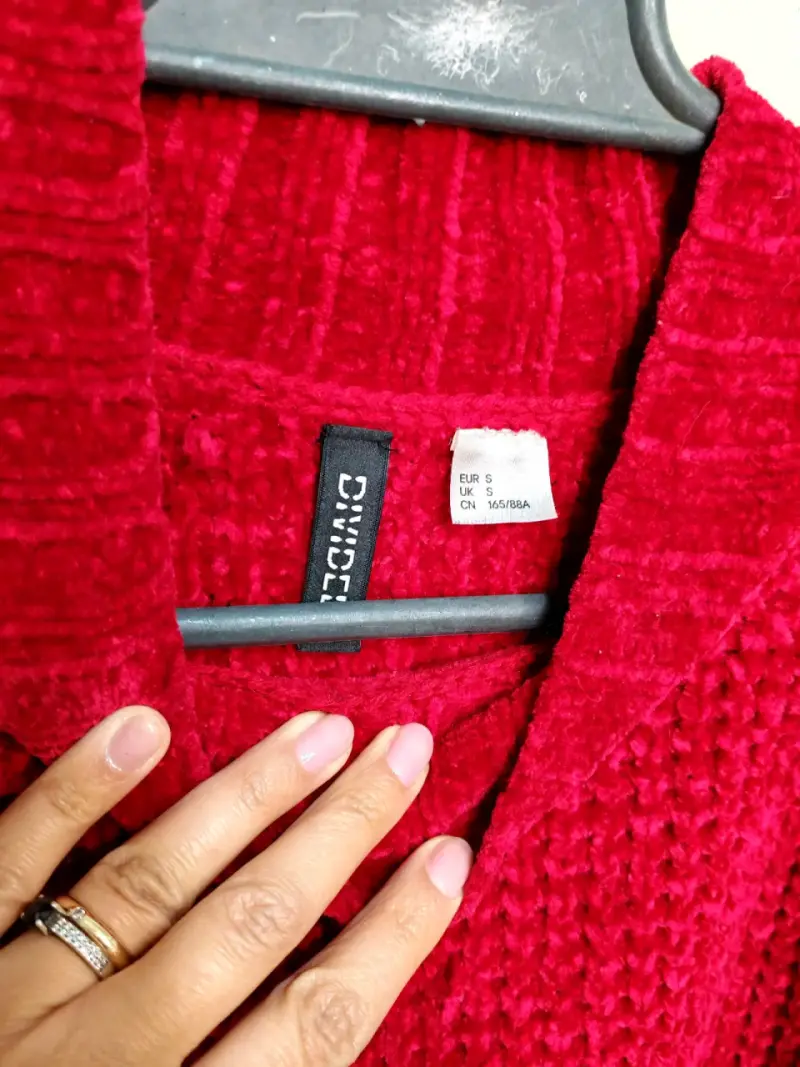 Suéter rojo de lana para mujer - 3