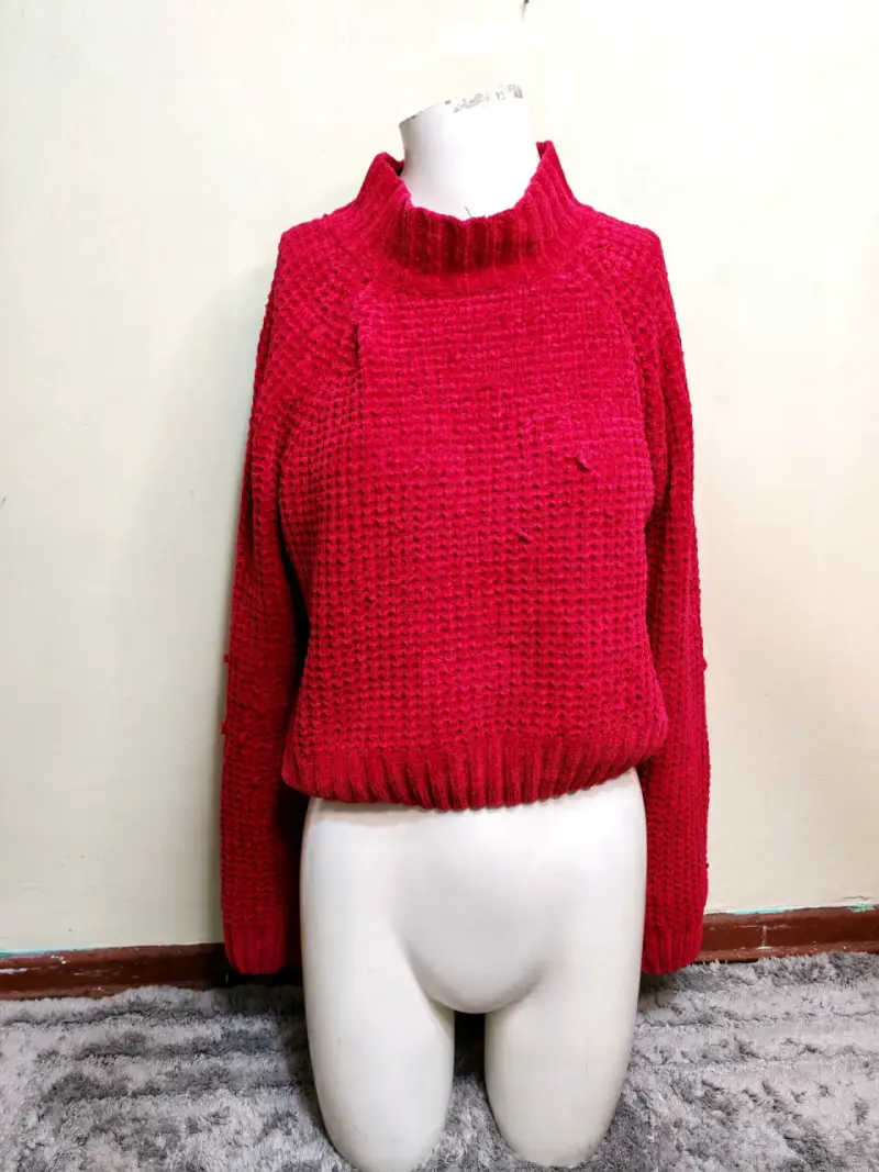 Suéter rojo de lana para mujer - 5