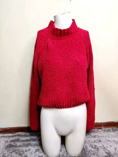 Suéter rojo de lana para mujer - miniatura 5