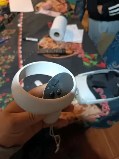 Oculus Quest 2 - miniatura 4