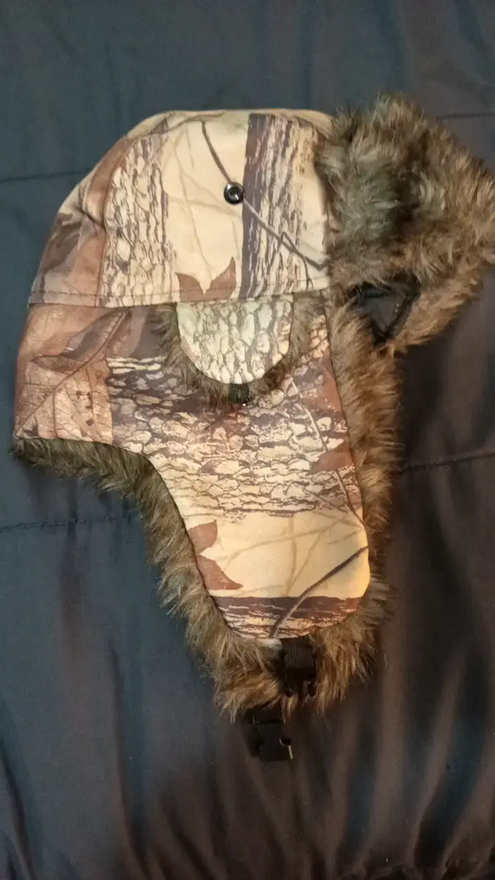 Gorro ushanka camuflado con forro de piel - 2