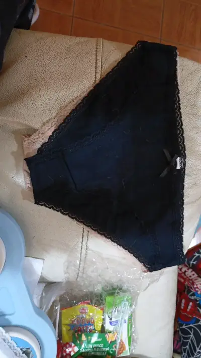 Calzón blanco con encaje para mujer - miniatura 4