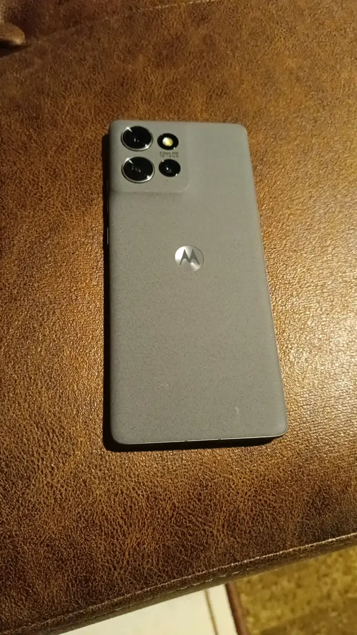 Motorola Edge 50 - 3