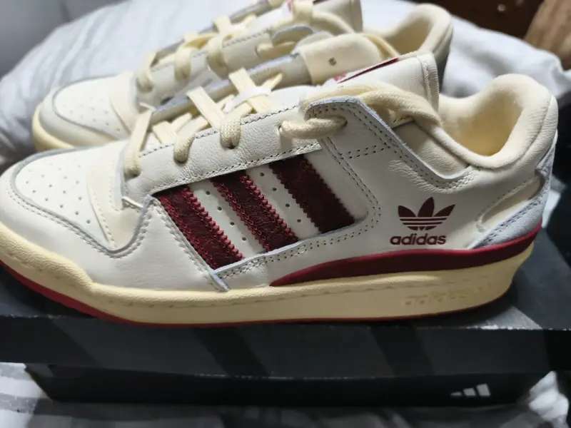Zapatillas Adidas Forum Low blancas y rojas - 5