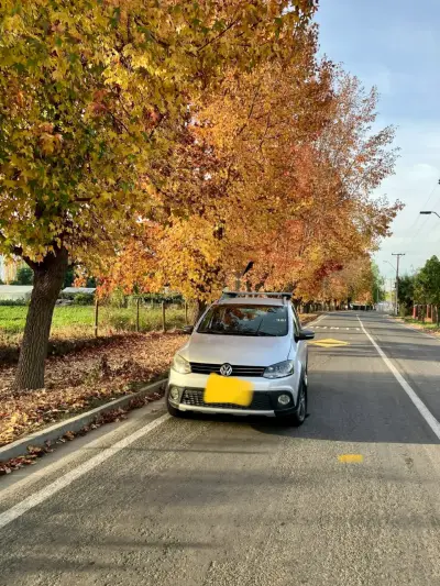 Volkswagen Crossfox 2012 en buen estado - miniatura 3