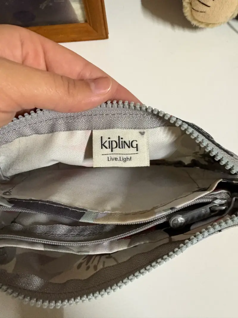 Estuche  Kipling estampado floral - 3