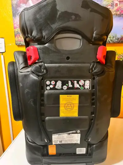 Silla de auto Infanti negra para niños de 4-9 años - miniatura 2