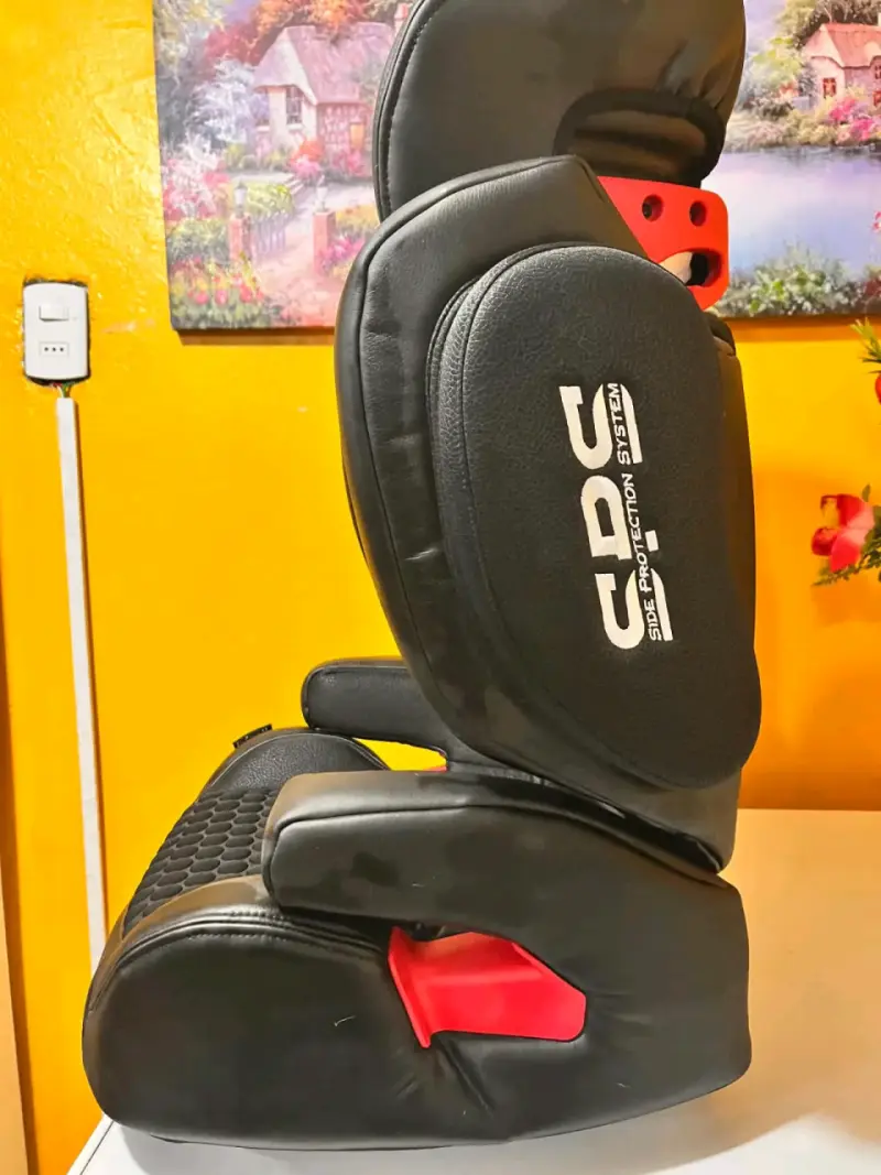 Silla de auto Infanti negra para niños de 4-9 años - 3