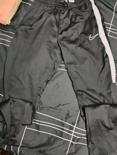 Pantalon deportivo Nike negro - miniatura 1