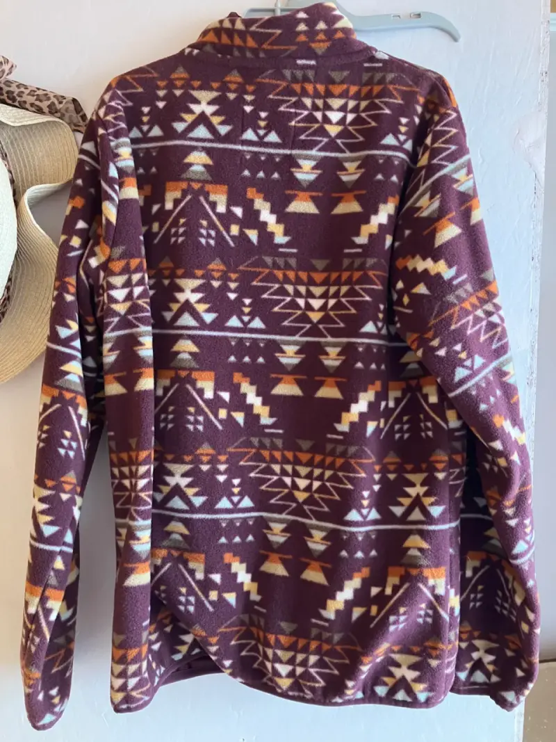 Chaqueta polar con diseño geométrico - 2