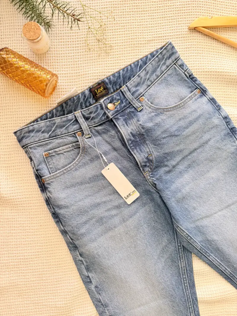 Jeans Lee azul claro para mujer - 2