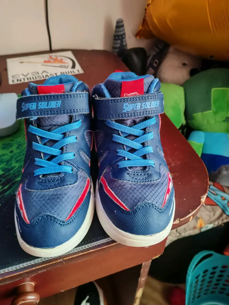 Zapatillas infantiles Capitán América - 1