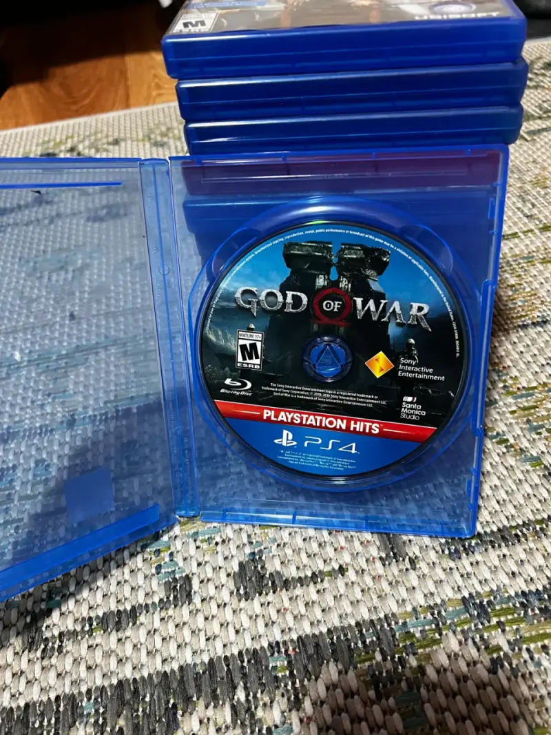 God of War PS4 PlayStation Hits / sin caratula