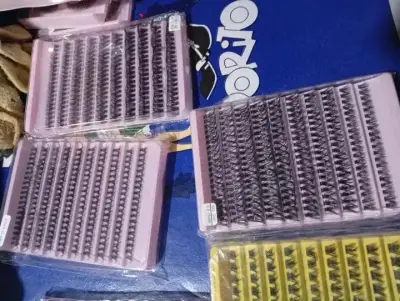 Pestañas postizas en tiras variadas - miniatura 4