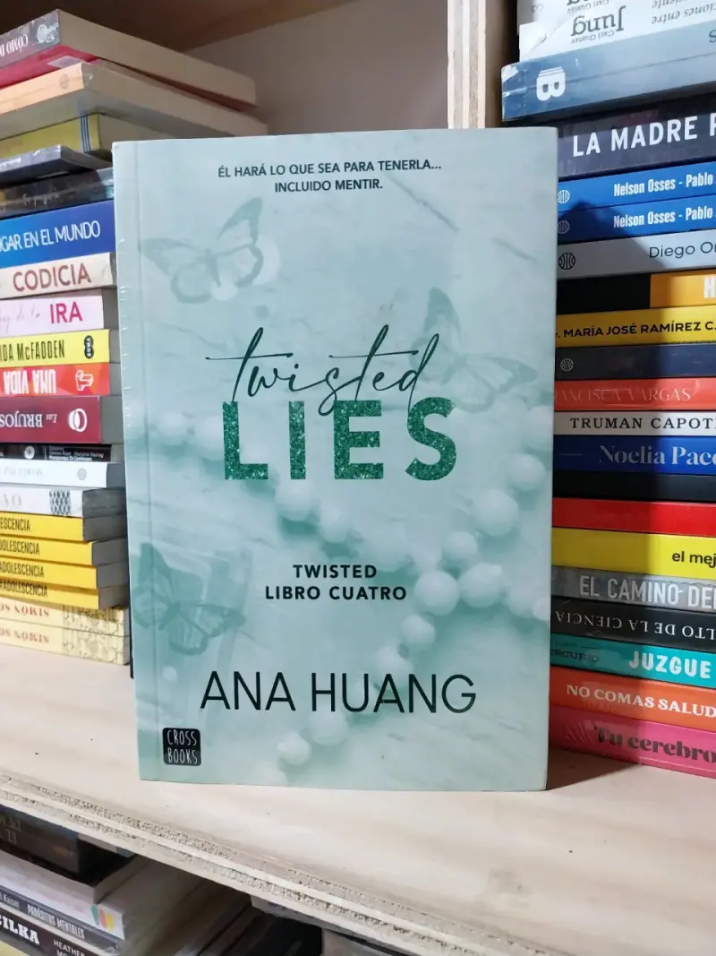 Libro 'Twisted Lies' de Ana Huang
