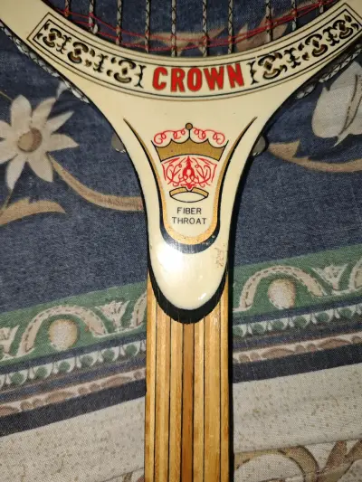 Raqueta de tenis vintage Crown 70s - miniatura 1