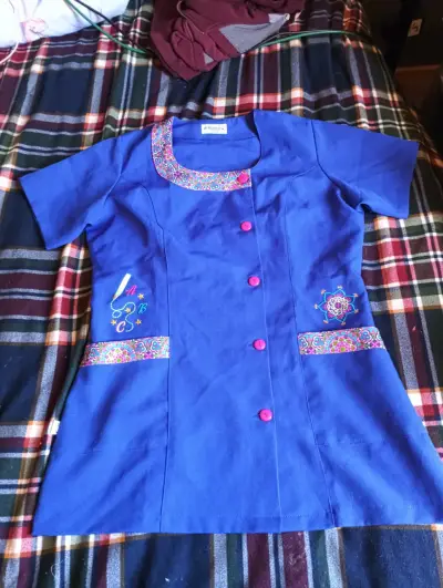 uniforme parvularia azul rey - miniatura 2