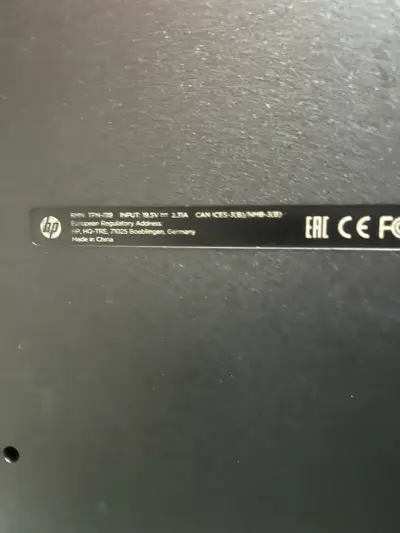 Notebook HP con pantalla de 15 pulgadas - miniatura 5