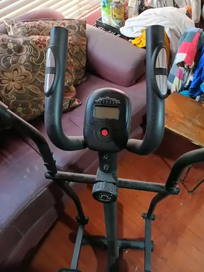 Máquina elíptica compacta para ejercicio - miniatura 2