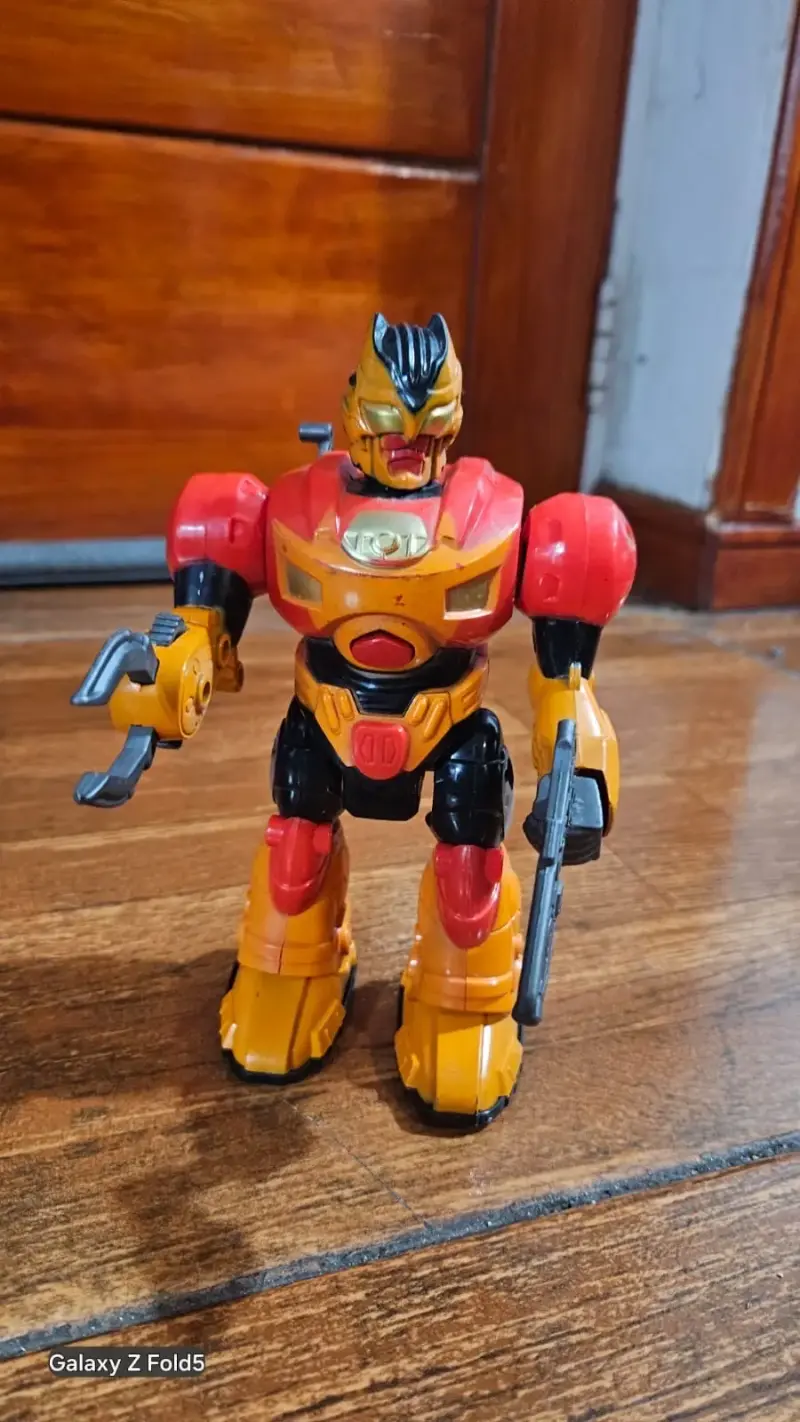 Lote de figuras de acción de superhéroes - 4