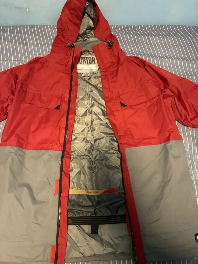 Parka Burton roja y gris con capucha - 3