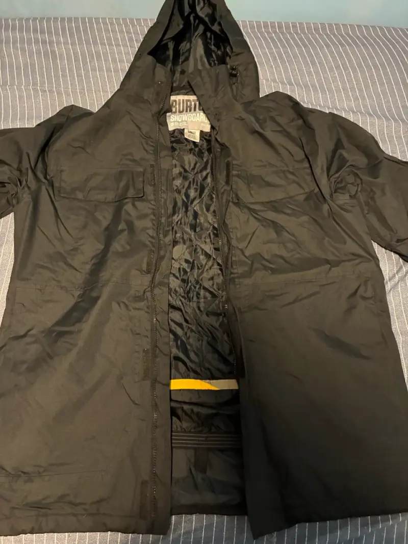 Parka Burton negra con capucha impermeable - 3