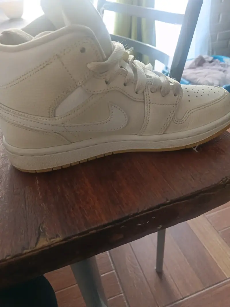 Zapatillas deportivas blancas Air Jordan - 2